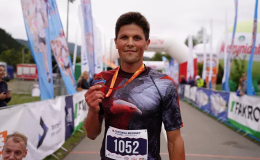 Nie pozostawili złudzeń! W tym roku Bieg Górski na 11 km należał do nich [WIDEO] - 41